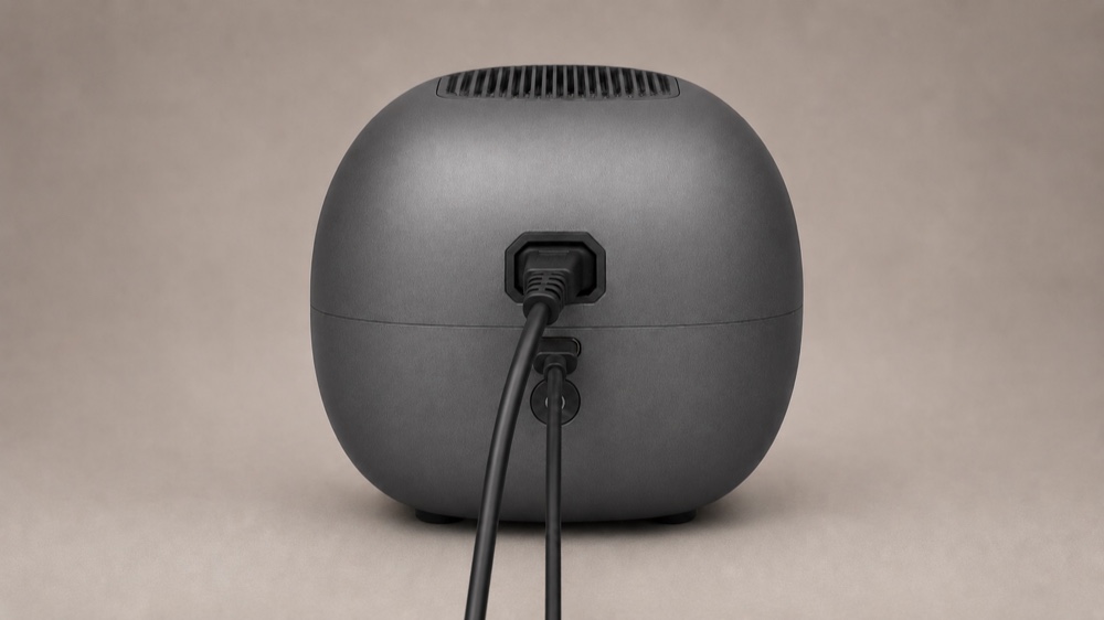 Duet AI rear USB-C and power connection